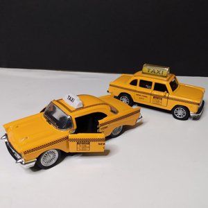 New York City Yellow Taxi Cab 1/32 Diecast Cars